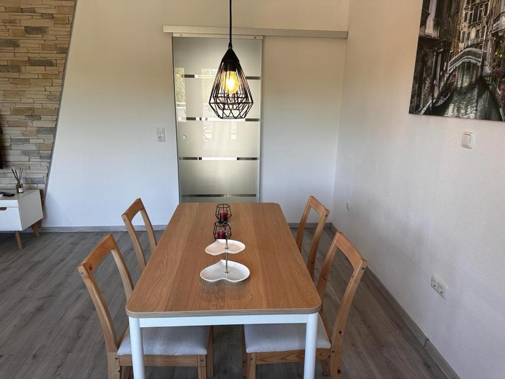 A&V Apartments Wunderschoene Rheinblick Wohnung Zum Entspannen Apt Ela Ντούισμπουργκ Εξωτερικό φωτογραφία