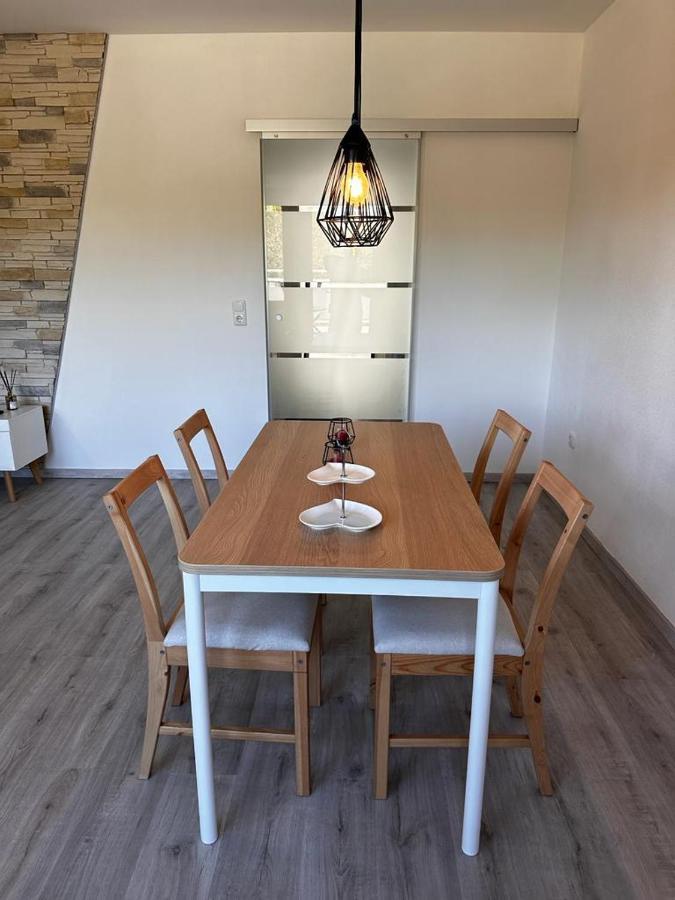 A&V Apartments Wunderschoene Rheinblick Wohnung Zum Entspannen Apt Ela Ντούισμπουργκ Εξωτερικό φωτογραφία