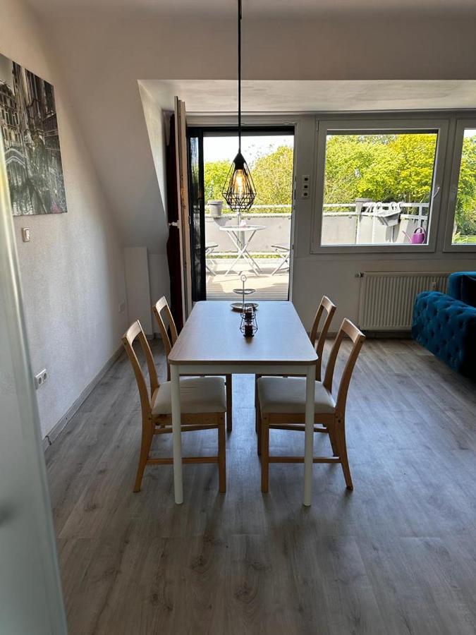 A&V Apartments Wunderschoene Rheinblick Wohnung Zum Entspannen Apt Ela Ντούισμπουργκ Εξωτερικό φωτογραφία